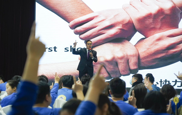 某知名產(chǎn)后恢復(fù)行業(yè)龍頭企業(yè)《打造陽(yáng)光心態(tài)，鐵軍超強(qiáng)執(zhí)行力》精彩花絮！