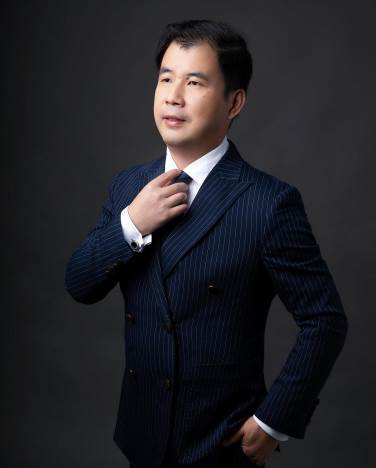 領(lǐng)導(dǎo)戰(zhàn)略制定與戰(zhàn)略執(zhí)行