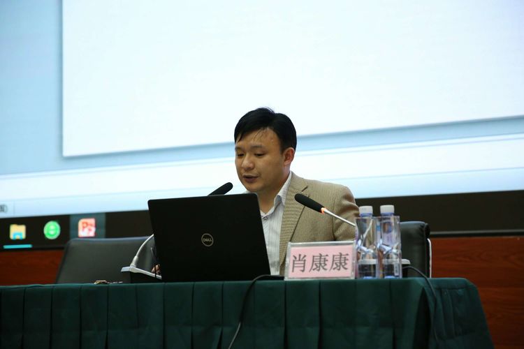 2023年宏觀經(jīng)濟形勢分析和企業(yè)發(fā)展的機遇和挑戰(zhàn)